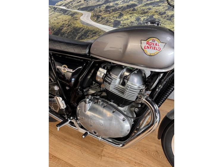 ROYAL ENFIELD INTERCEPTOR