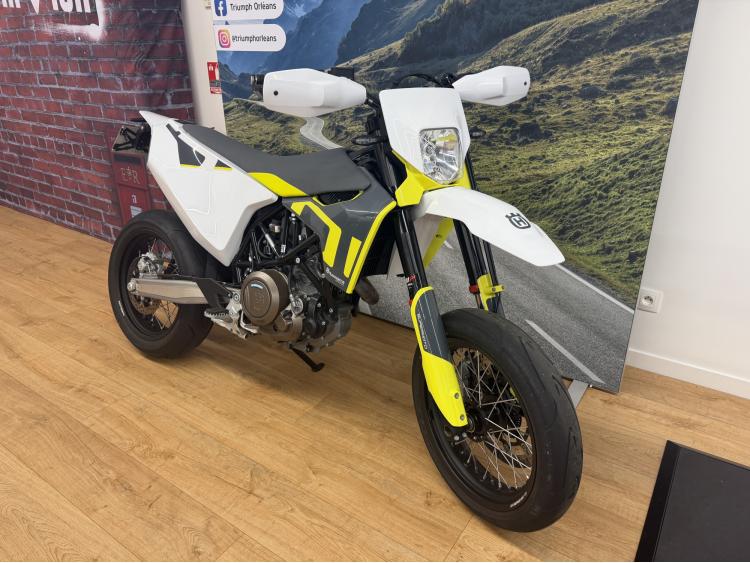 HUSQVARNA 701 SUPERMOTO