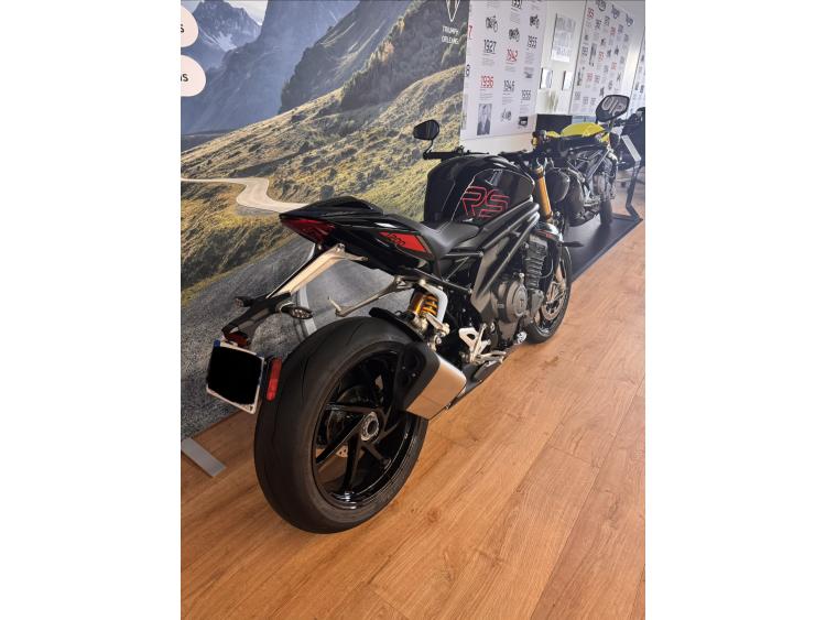 TRIUMPH SPEED TRIPLE 1200 RS