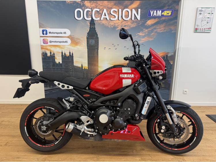 YAMAHA XSR 900