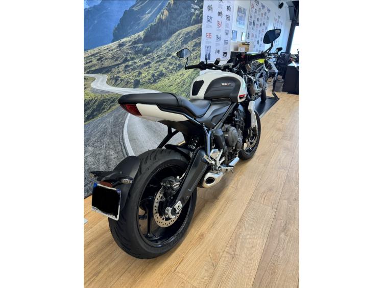 TRIUMPH TRIDENT 660 FULL