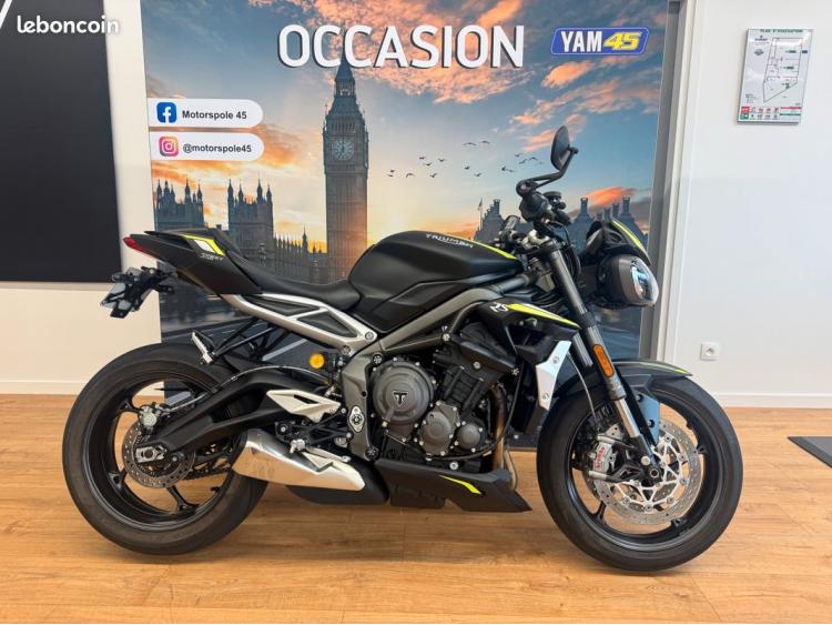 TRIUMPH STREET TRIPLE 765 RS