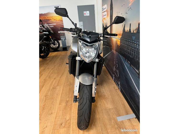 YAMAHA FZ1