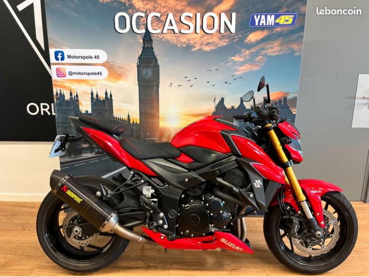SUZUKI GSX-S 750