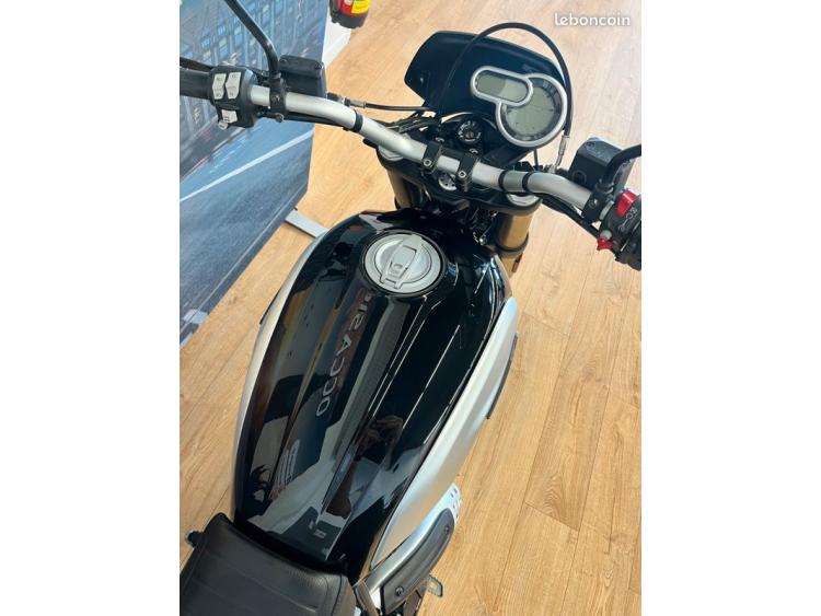 DUCATI SCRAMBLER