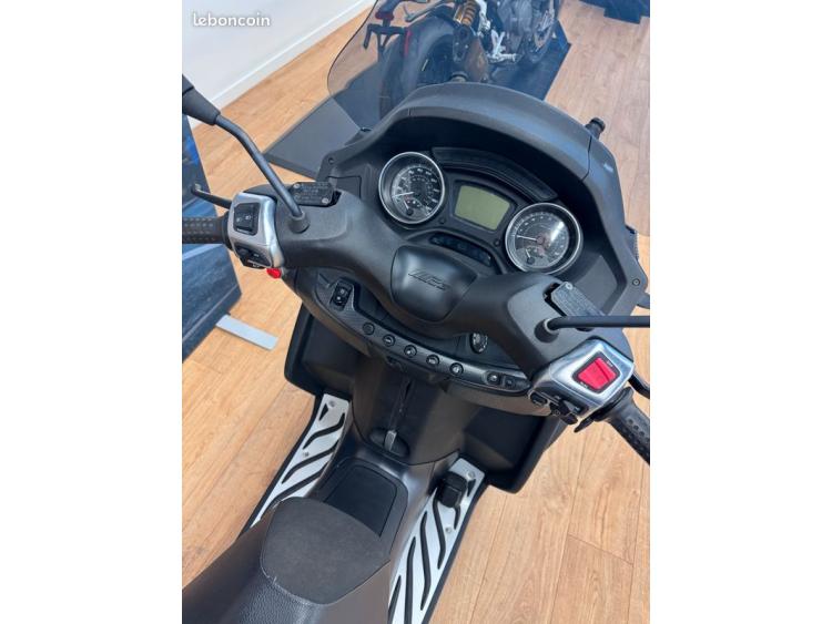 PIAGGIO MP3 500