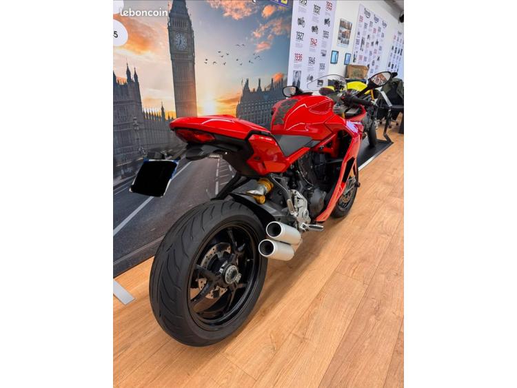 DUCATI SUPERSPORT 939S