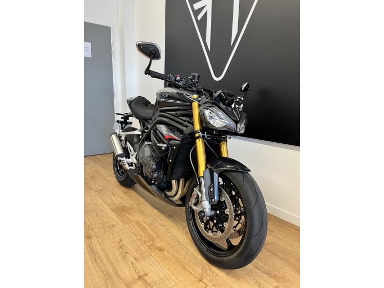 TRIUMPH SPEED TRIPLE 1200 RS